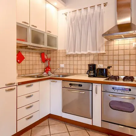 La Rocca Lägenhet