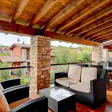 La Rocca Апартаменты *